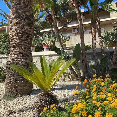 Casa Fleres * Santa Teresa Di Riva