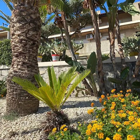 Casa Fleres * Santa Teresa Di Riva
