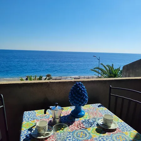 Casa Fleres Holiday home Santa Teresa Di Riva