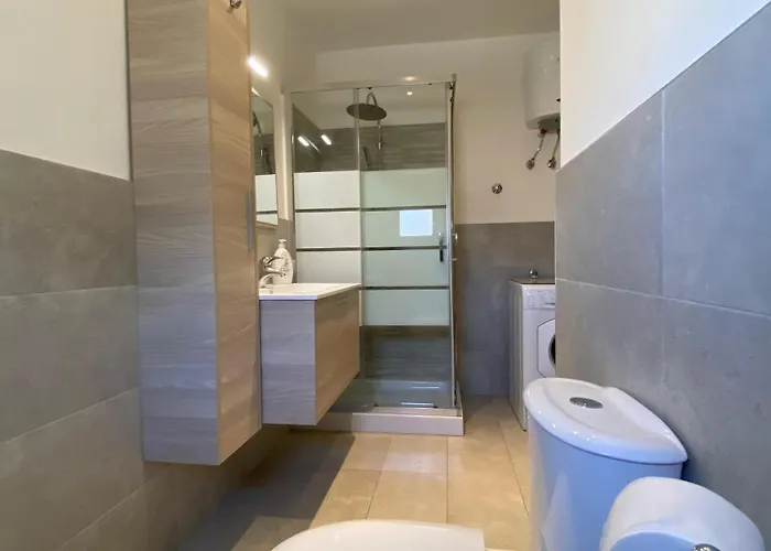 Casa Fleres Nyaraló *